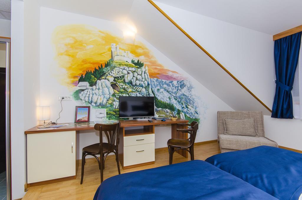 Palma Rooms B&B スプリト エクステリア 写真