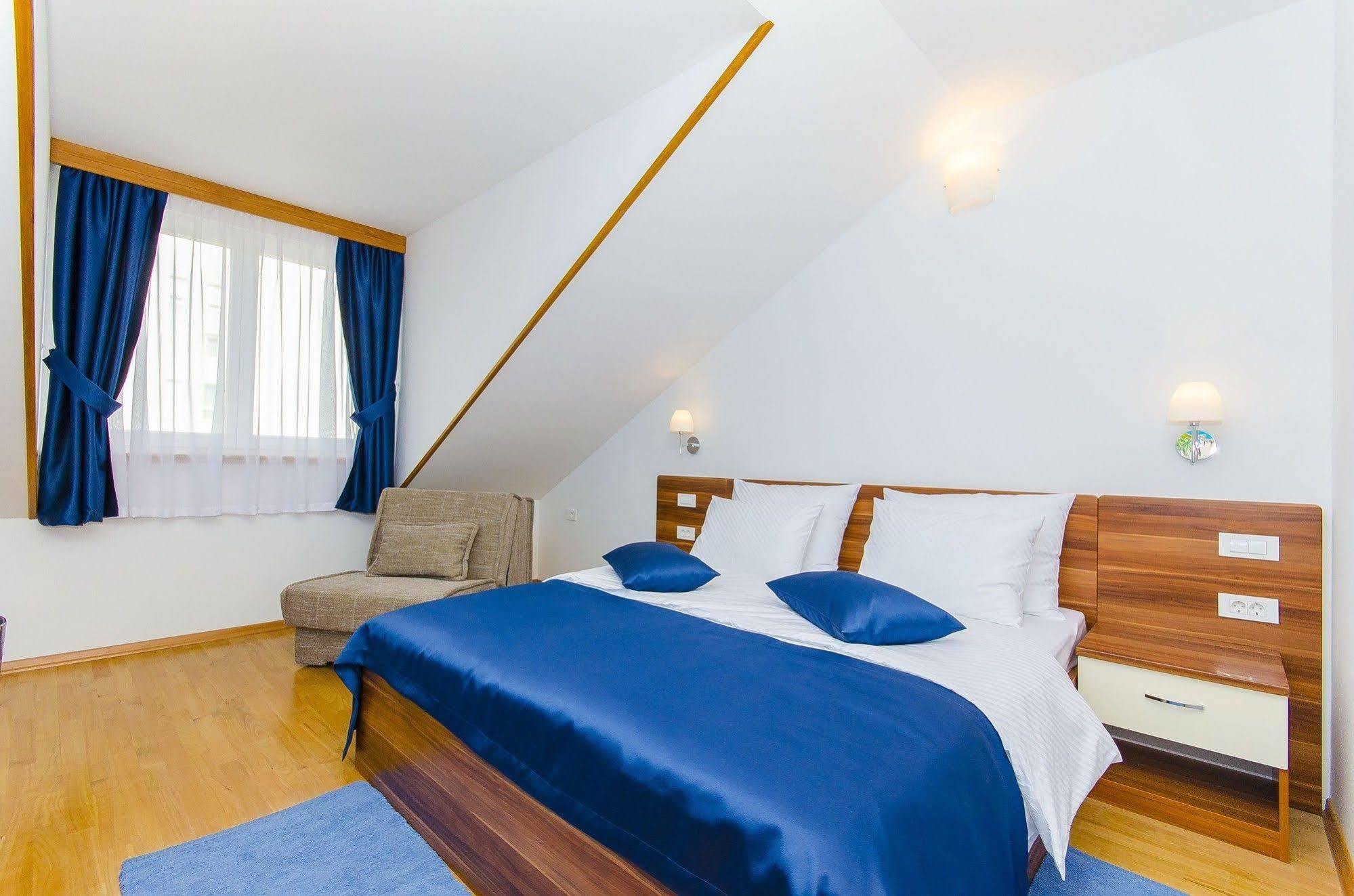 Palma Rooms B&B スプリト エクステリア 写真