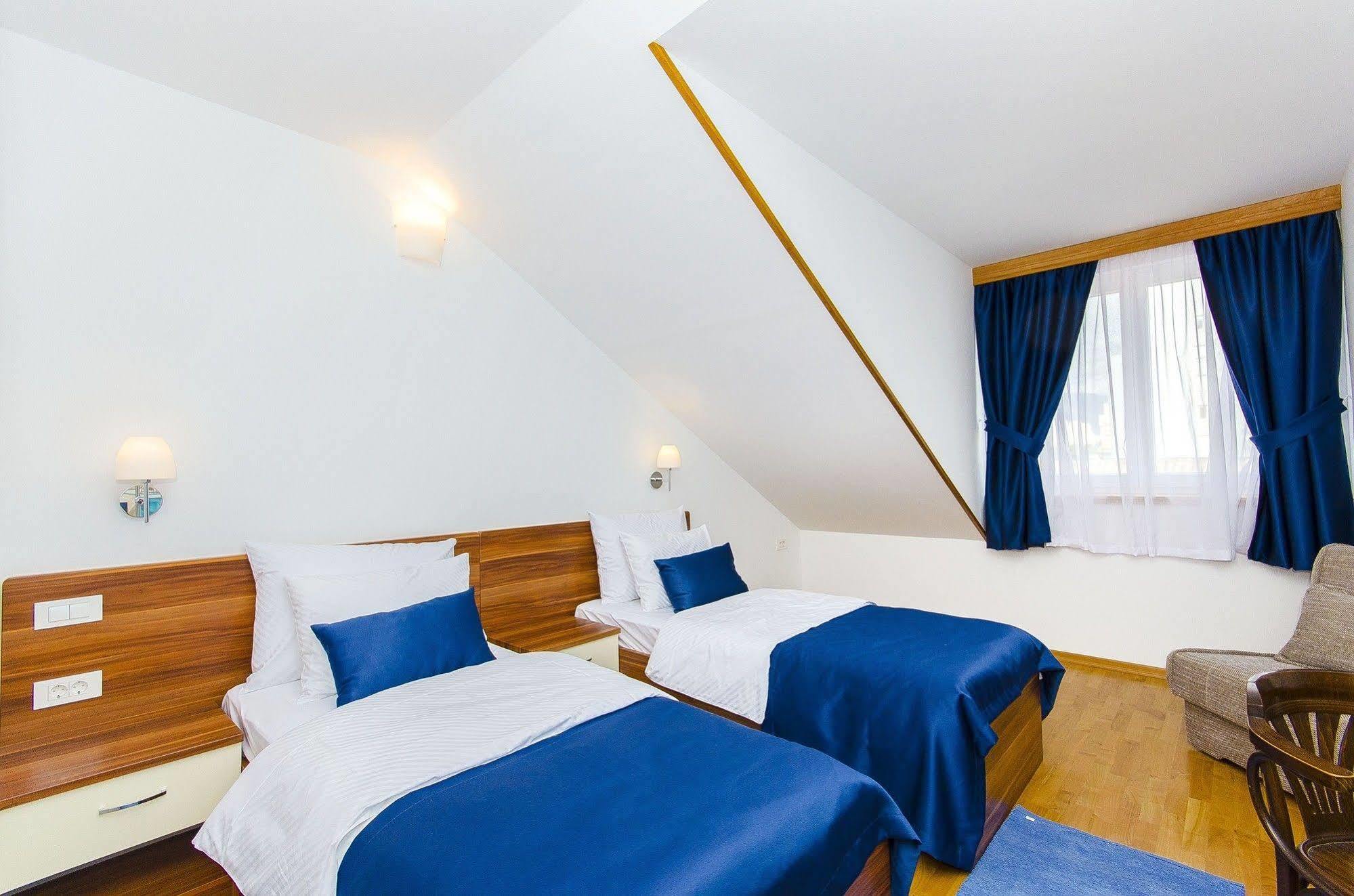 Palma Rooms B&B スプリト エクステリア 写真